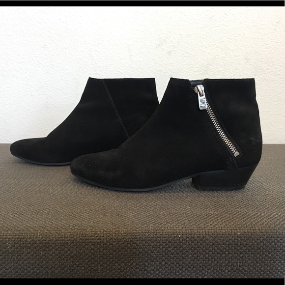 & Other Stories || Suede Ankle Boots - Picture 3 of 4